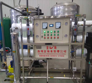 江蘇公司6噸純水設備安裝現(xiàn)場